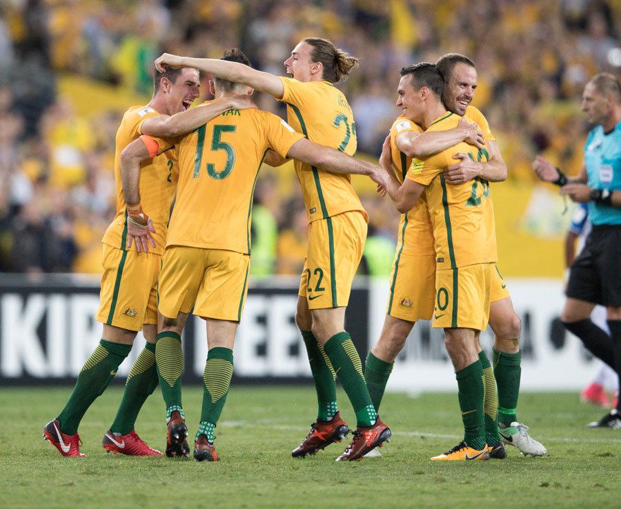 刚有起色就受伤！斯洛特回应伊萨克伤情：进球后无法坚持通常情况都不好（刚起势就伤退！斯洛特谈伊萨克伤情：进球后坚持不住，多半不是好消息）